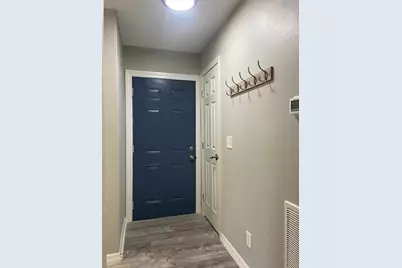 8642 Mallard Reserve Drive #201, Tampa, FL 33614 - Photo 17