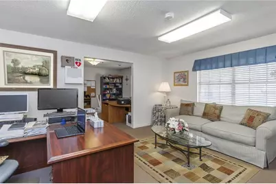 17515 Lakeshore Road, Lutz, FL 33558 - Photo 11