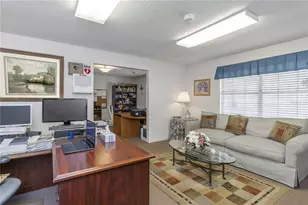 17515 Lakeshore Rd, Lutz, FL 33558 - Photo 11