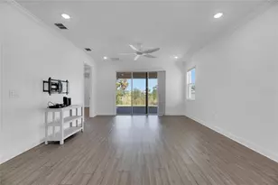 923 Signet Dr, Apollo Beach, FL 33572 - Photo 27