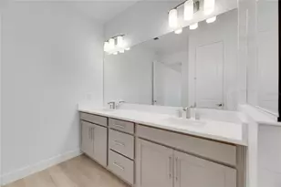 923 Signet Dr, Apollo Beach, FL 33572 - Photo 39