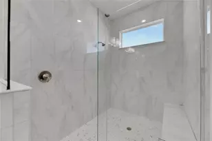 923 Signet Dr, Apollo Beach, FL 33572 - Photo 3