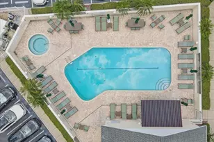 1200 Country Club Dr, Largo, FL 33771 - Photo 37