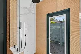 2822 Burlington Ave N, Saint Petersburg, FL 33713 - Photo 45