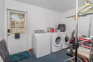 17500 Marsh Rd, Lutz, FL 33558 - Photo 33