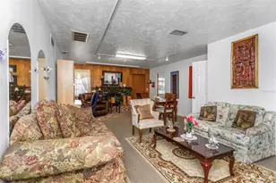 17500 Marsh Rd, Lutz, FL 33558 - Photo 19