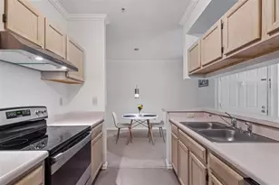 5616 Pinnacle Heights Cir, Tampa, FL 33624 - Photo 17