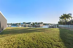 5603 Tybee Island Dr, Apollo Beach, FL 33572 - Photo 45