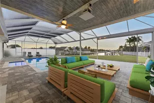 5603 Tybee Island Dr, Apollo Beach, FL 33572 - Photo 11
