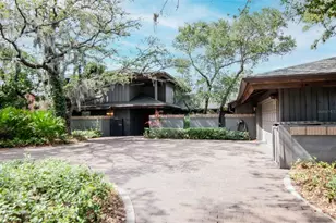 1296 Weybridge Ln, Dunedin, FL 34698 - Photo 53