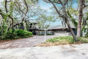 1296 Weybridge Ln, Dunedin, FL 34698 - Photo 51