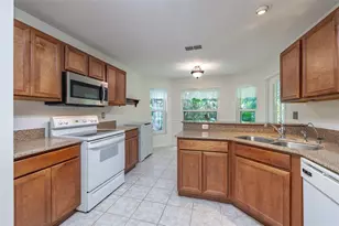 11116 Jenkins Ct, San Antonio, FL 33576 - Photo 13