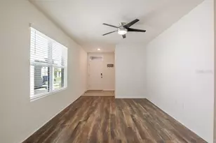 10945 Trailing Vine Dr, Tampa, FL 33610 - Photo 13