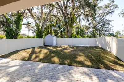 10945 Trailing Vine Drive, Tampa, FL 33610 - Photo 35