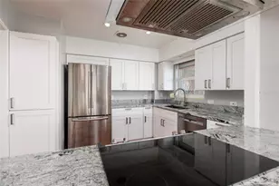 750 Burlington Ave N, Saint Petersburg, FL 33701 - Photo 11