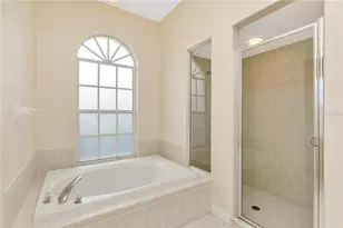 731 Waterside Ct, Tarpon Springs, FL 34689 - Photo 11