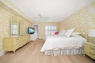 131 Bluff View Dr, Belleair Bluffs, FL 33770 - Photo 21