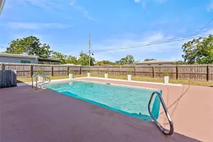 1358 Tuscola St, Clearwater, FL 33756 - Photo 27