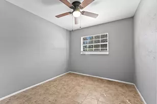 1358 Tuscola St, Clearwater, FL 33756 - Photo 21