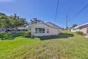 1902 Dandridge St, Sun City Center, FL 33573 - Photo 23