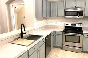 11106 Windsor Pl Cir, Tampa, FL 33626 - Photo 7