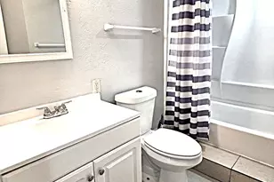 6886 49th Ave N, Saint Petersburg, FL 33709 - Photo 11