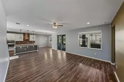 7628 Surf Reed Way, Wesley Chapel, FL 33545 - Photo 9