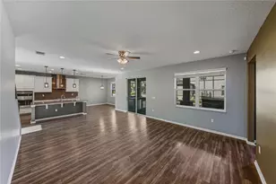 7628 Surf Reed Way, Wesley Chapel, FL 33545 - Photo 9