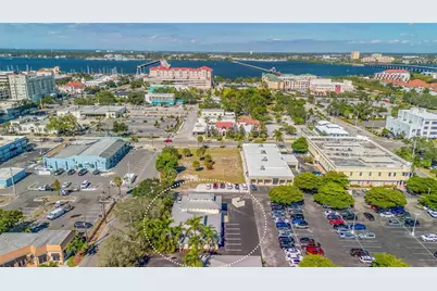 525 8th Street W, Bradenton, FL 34205 - Photo 61