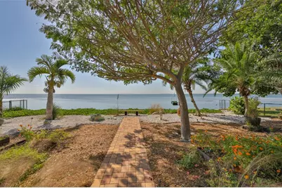 2158 Blossom Way S, Saint Petersburg, FL 33712 - Photo 49