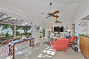 2158 Blossom Way S, Saint Petersburg, FL 33712 - Photo 29