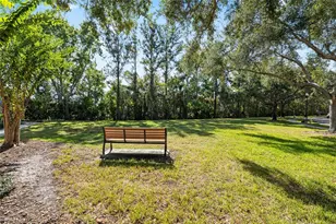 9510 Georgian Park Ln, Tampa, FL 33626 - Photo 25