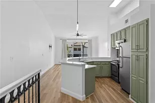 604 Arbor Lake Ln, Tampa, FL 33602 - Photo 15