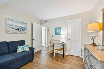 315 Medallion Boulevard #E, Madeira Beach, FL 33708 - Photo 45