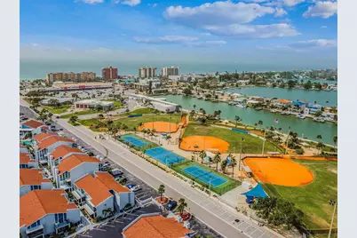 315 Medallion Boulevard #E, Madeira Beach, FL 33708 - Photo 63