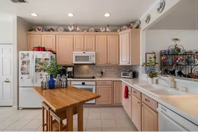 1648 Sand Key Estates Court, Clearwater Beach, FL 33767 - Photo 13