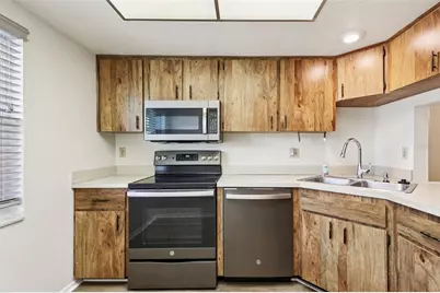10780 43rd Street N #702, Clearwater, FL 33762 - Photo 13