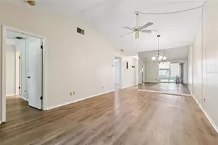 10780 43rd St N, Clearwater, FL 33762 - Photo 11