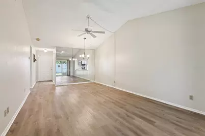 10780 43rd Street N #702, Clearwater, FL 33762 - Photo 9