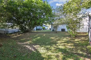 249 Granite Dr, Lakeland, FL 33809 - Photo 35