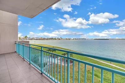 1 Key Capri #209E, Treasure Island, FL 33706 - Photo 11