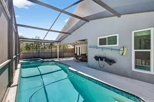 5282 White Sand Cir NE, Saint Petersburg, FL 33703 - Photo 45