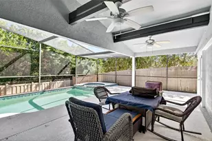 5282 White Sand Cir NE, Saint Petersburg, FL 33703 - Photo 39