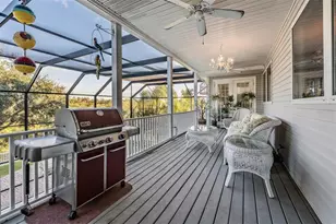921 Point Seaside Dr, Crystal Beach, FL 34681 - Photo 7