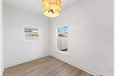 2525 13th Avenue N, Saint Petersburg, FL 33713 - Photo 9