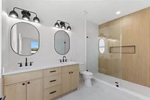 2525 13th Ave N, Saint Petersburg, FL 33713 - Photo 17