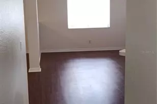 210 Chardonnay Pl, Valrico, FL 33594 - Photo 7