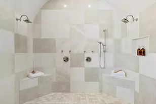 643 Harbor Is, Clearwater Beach, FL 33767 - Photo 17