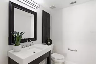 643 Harbor Is, Clearwater Beach, FL 33767 - Photo 37