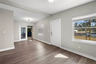 208 Harmony Ln, Brandon, FL 33511 - Photo 7